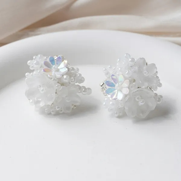 White_Beaded_Floral_Stud_Earrings_For_Women