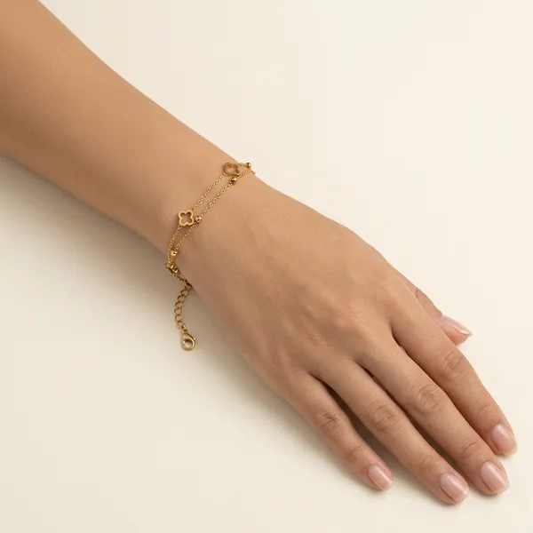 Gold_Toned_Clover_Charm_Anti_Tarnish_Bracelet_For_Women