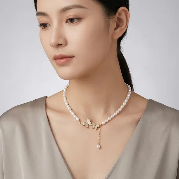 White_Pearl_Gold_Butterfly_Pendant_Necklace_For_Women