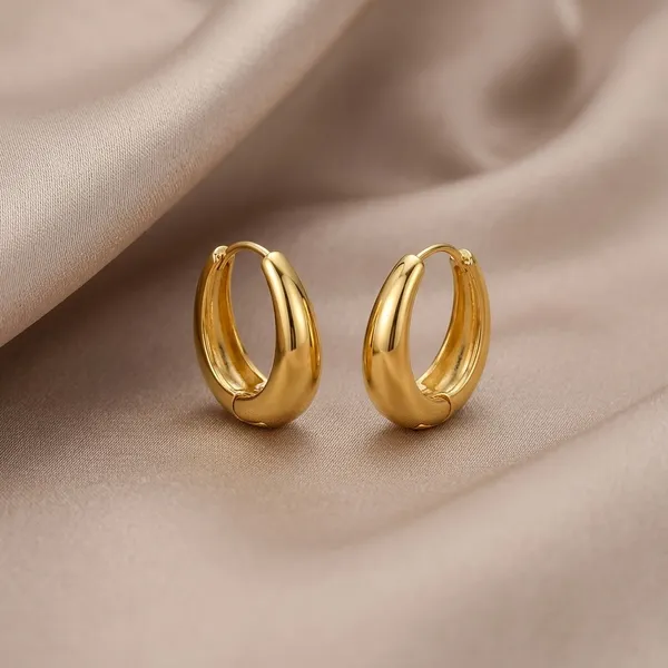 Gold_Toned_Oval_Hoop_Earrings_For_Women