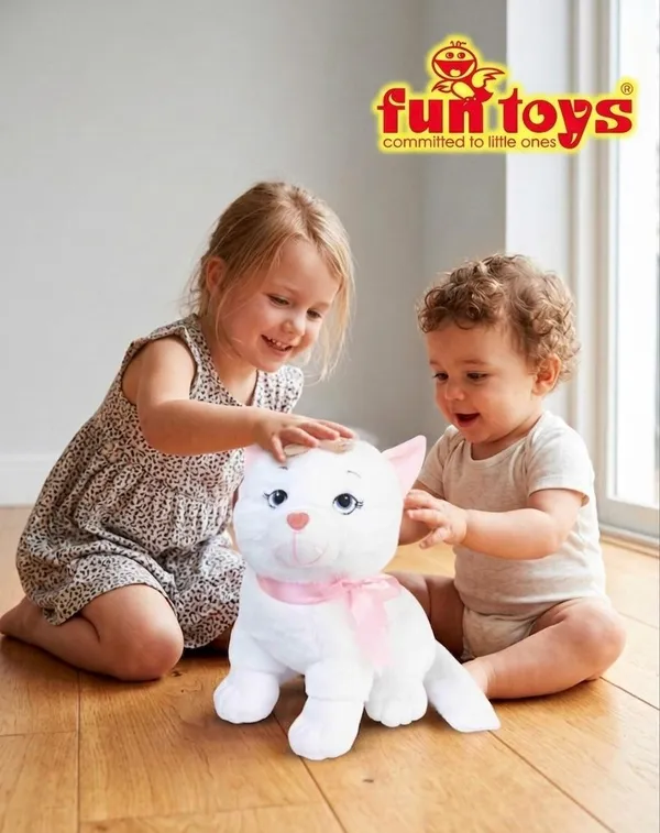 Purr-fectly_pristine._A_fluffy_white_kitty_for_cozy_snuggles._Plush_White_Cat_Toy_35cm
