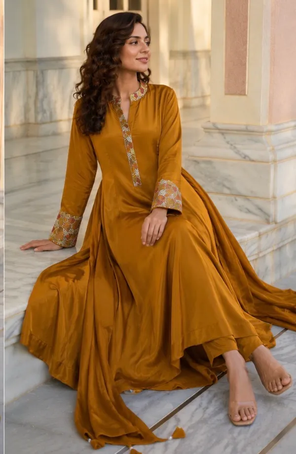Mustard_Yellow_Embroidered_Sleeve_Ethnic_Kurta_For_Women