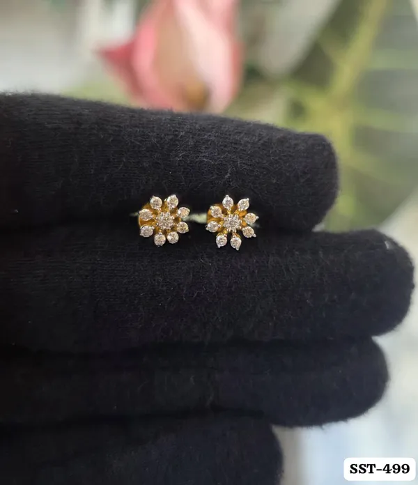 Silvering_Aster_Studs_:_Authentic_925_Sterling_Silver_•_22_Carat_Gold_Plated_•_5A_Elite_CZ_•_Diamond_Setting