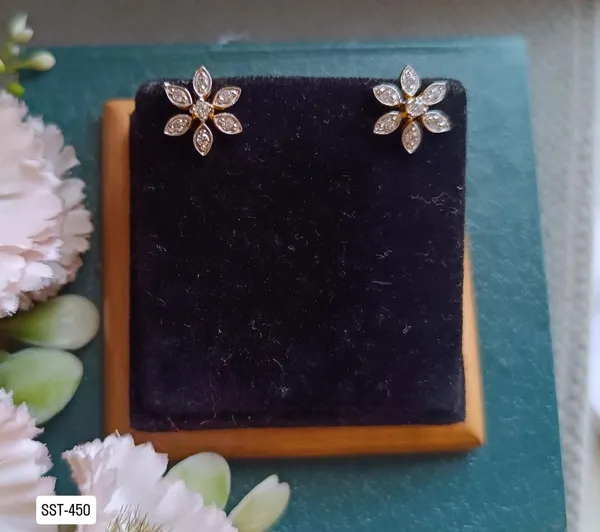 Silvering_Daisy_Bloom_Studs_:__Authentic_925_Sterling_Silver_•_22_Carat_Gold_Plated_•_5A_Elite_CZ_•_Diamond_Setting