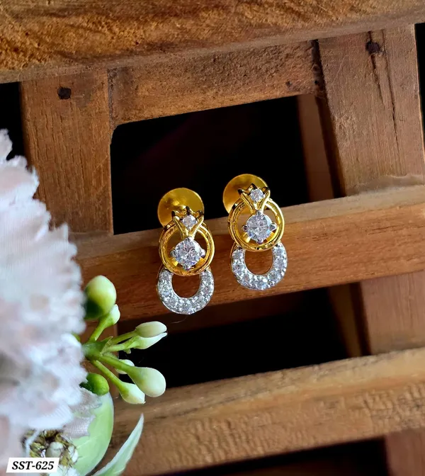 Silvering_Circle_of_Grace_Earrings_:_Authentic_925_Sterling_Silver_•_22_Carat_Gold_Plated_•_5A_Elite_CZ_•_Diamond_Setting