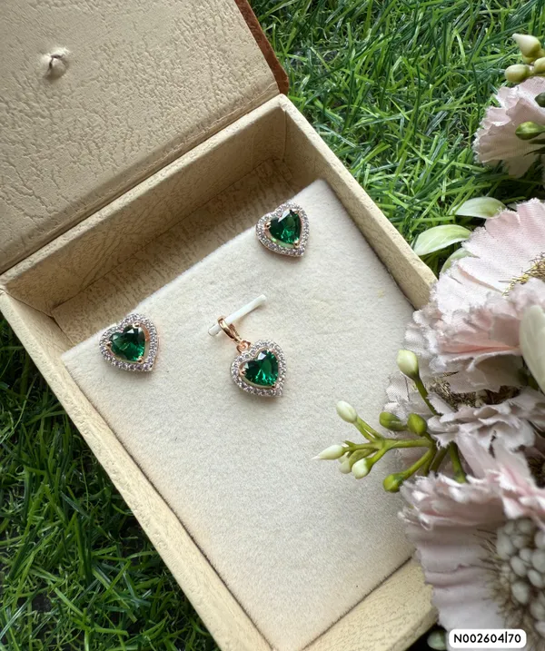 Silvering_Emerald_Heart_Halo_Pendant_&_Earing_Set_:_Authentic_925_Sterling_Silver_•_22_Carat_Gold_Plated_•_5A_Elite_CZ_•_Diamond_Setting