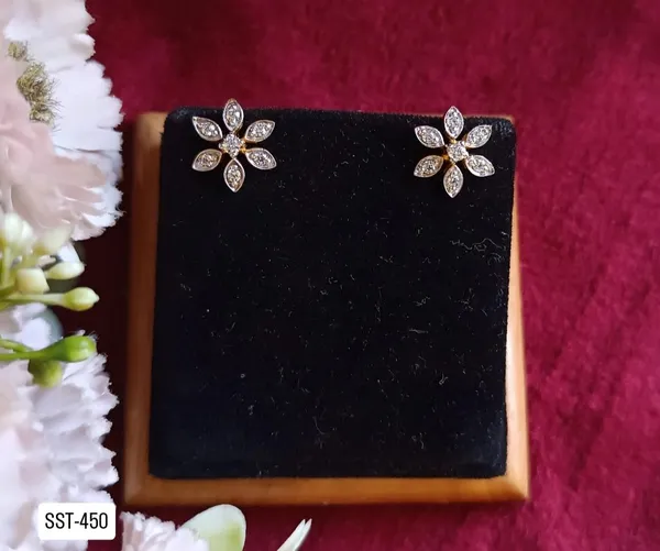 Silvering_Daisy_Bloom_Studs_:__Authentic_925_Sterling_Silver_•_22_Carat_Gold_Plated_•_5A_Elite_CZ_•_Diamond_Setting