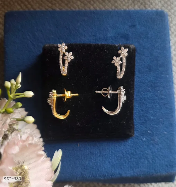 Silvering_Wildflower_Vine_Earrings_:_Authentic_925_Sterling_Silver_•_22_Carat_Gold_Plated_•_5A_Elite_CZ_•_Diamond_Setting