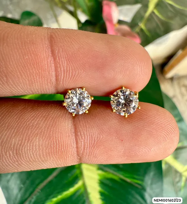 Silvering_Timeless_Solitaire_Earrings_|_1_CT_•_Authentic_925_Sterling_Silver_•_22_Carat_Gold_/_Rhodium_Plated_•_5A_Elite_CZ_•_Diamond_Setting_•_1.00_CARAT_Each_|_6.5_MM