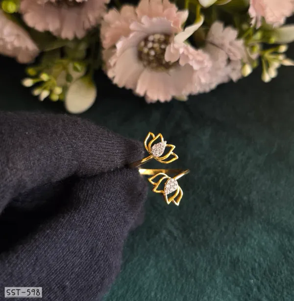 Silvering_Lotus_Bloom_Ring_:__Authentic_925_Sterling_Silver_•_22_Carat_Gold_Plated_•_5A_Elite_CZ_•_Diamond_Setting