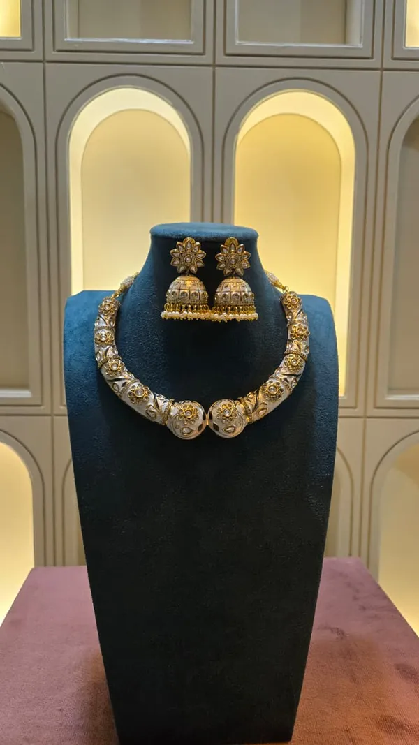 Gold_Premium_Brass_Necklace_Set_For_Women
