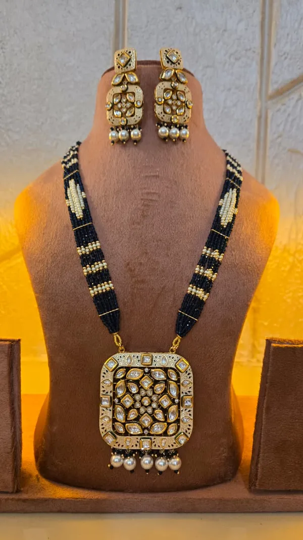 Gold_And_Black_Premium_Brass_Necklace_Set_For_Women