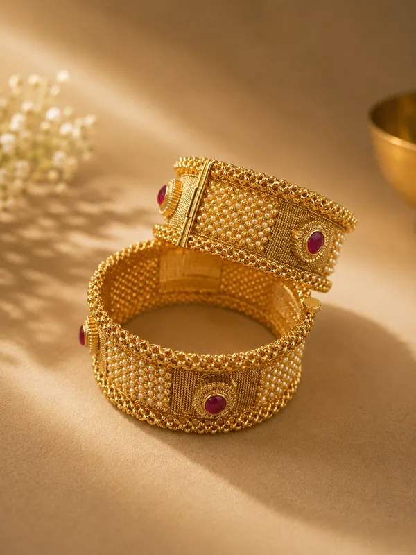 Gold_Premium_Base_Metal_Brass_Kada_Bangles_For_Women