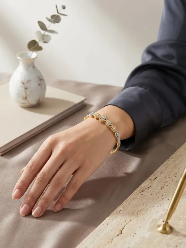 Gold-Tone_Crystal_Bracelet_for_Women(Suitable_for_2.4,_2.6)