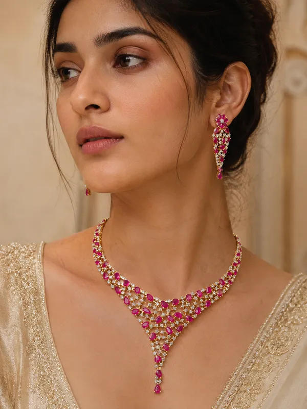 Gold_Premium_Base_Metal_Brass_Bridal_Necklace_Set_For_Women