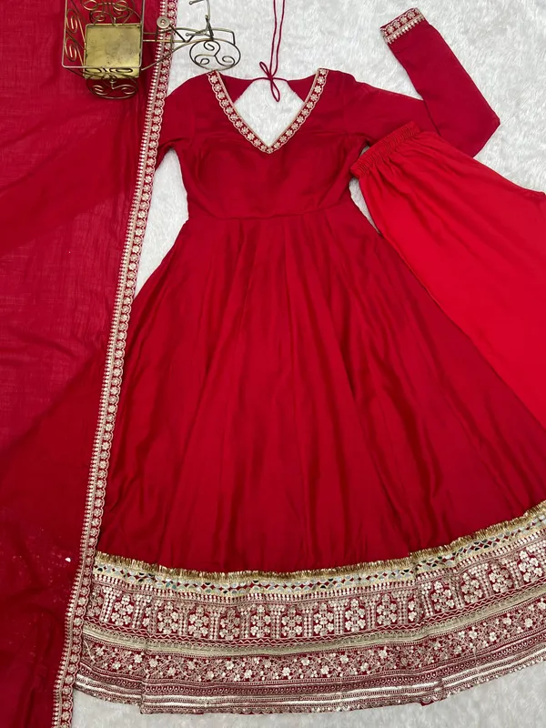 Red_Embellished_Anarkali_Suit_Set_for_Women