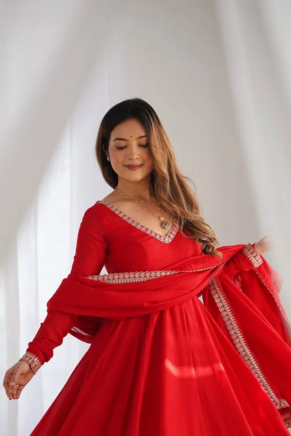 Red_Embellished_Anarkali_Suit_Set_for_Women