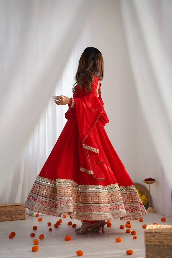 Red_Embellished_Anarkali_Suit_Set_for_Women