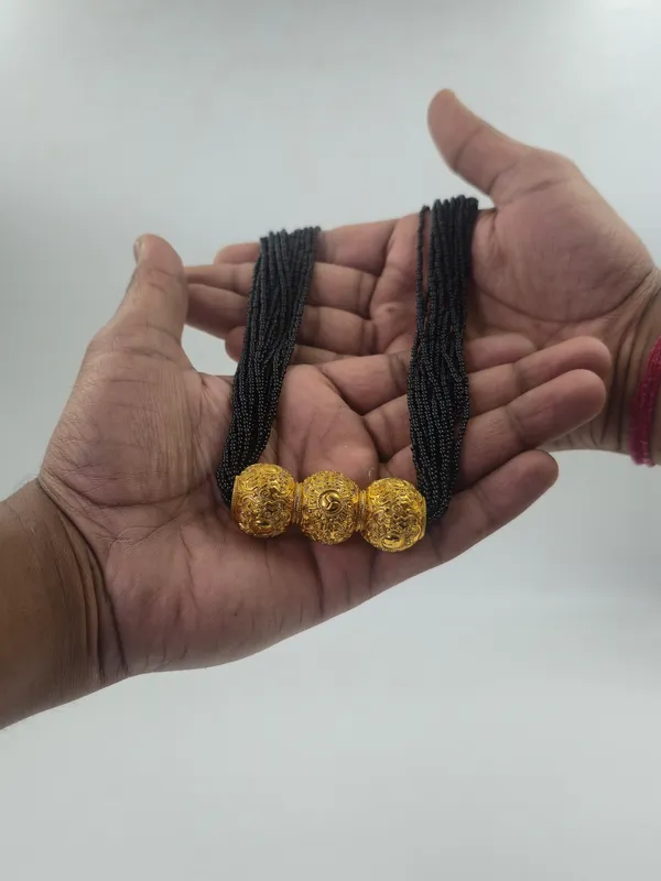 Large_Size_Black_Beads_Tirumani
