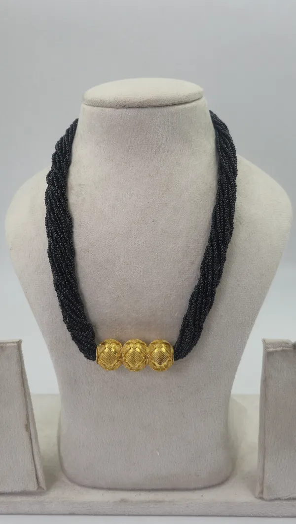 Small_Size_Black_Beads_Tirumani