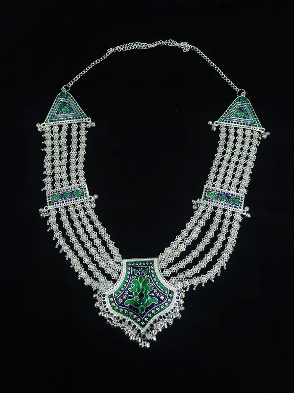 Silver_Plated_Shield_Silhouette_Traditional_Chandrahaar