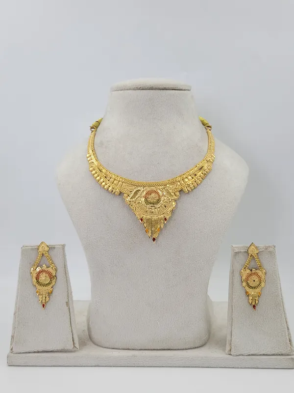 Leaf_Detailing_Necklace_2