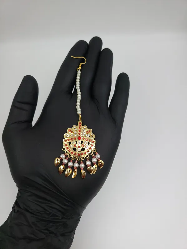 Ruby_Pearl_Leaf_Maangtika