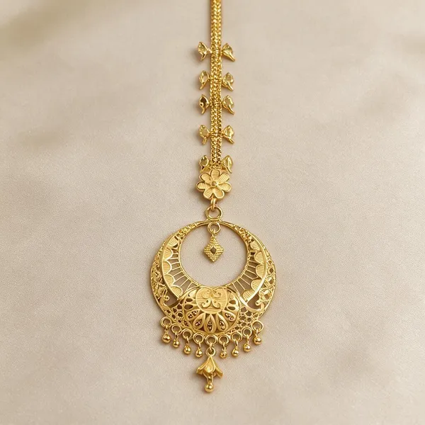 Elegant_Gold_Floral_Hoop_Maangtika