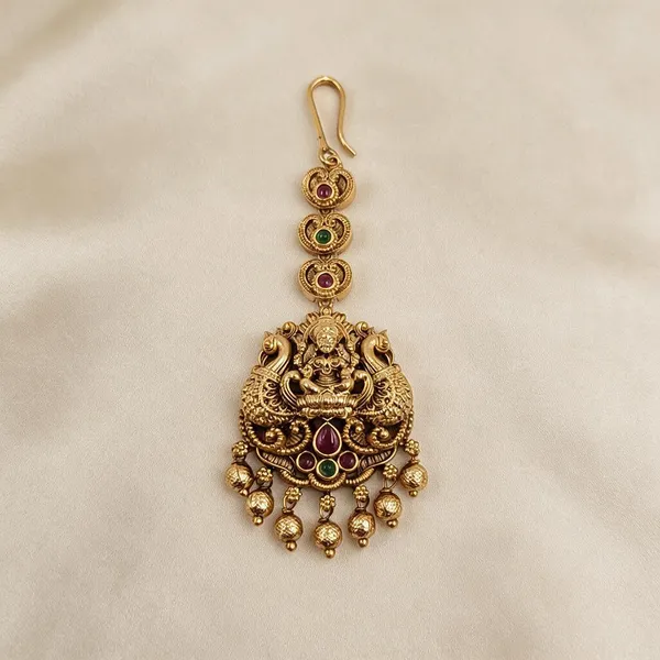 Lakshmi_Temple_Pearl_Drop_Maangtika