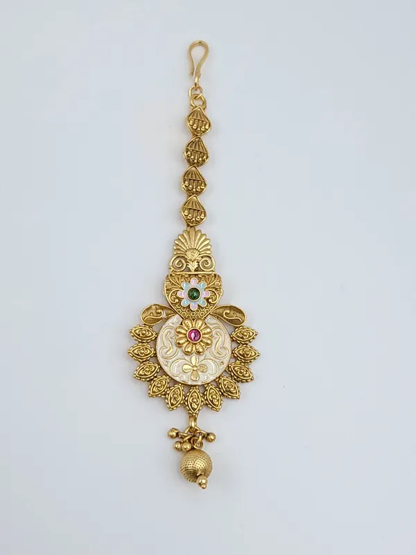 Traditional_Floral_Teardrop_Gold_Tone_Maangtika