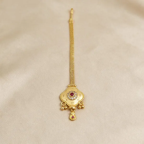 Petal_Shaped_Medallion_Maangtika