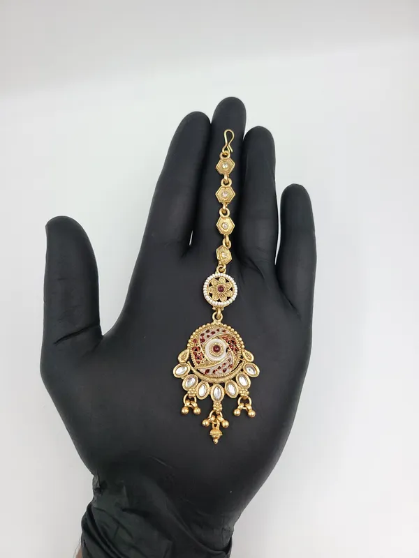 Ruby_Pearl_Floral_Maangtika