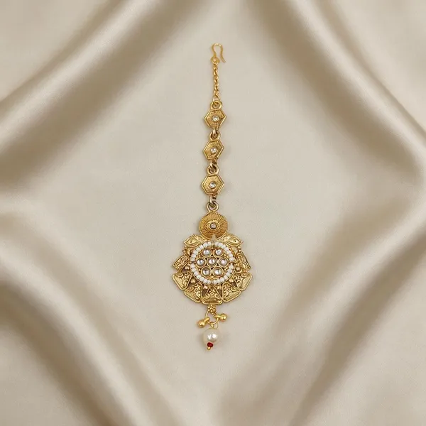 Traditional_Pearl_Halo_Maangtika