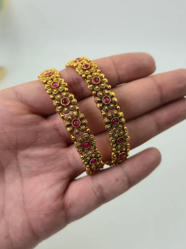 Floral_Traditional_Bangles