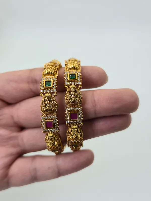 Temple5_Traditional_Bangles