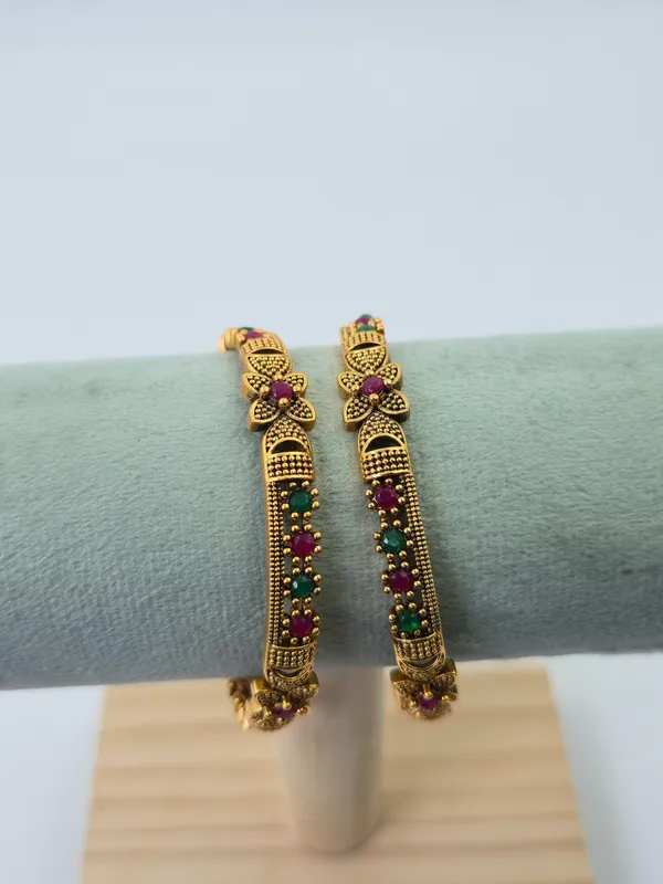 Ruby_Matte_Traditional_Bangles