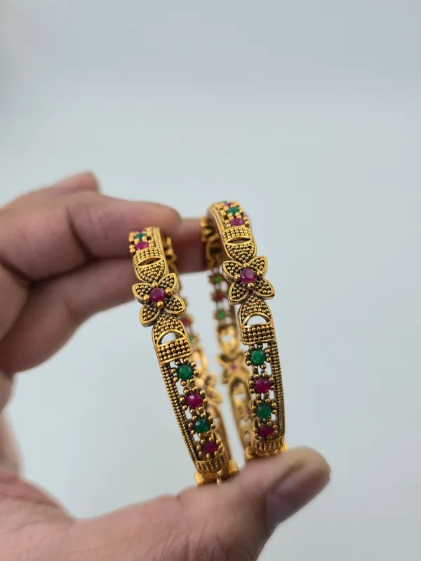 Ruby_Matte_Traditional_Bangles