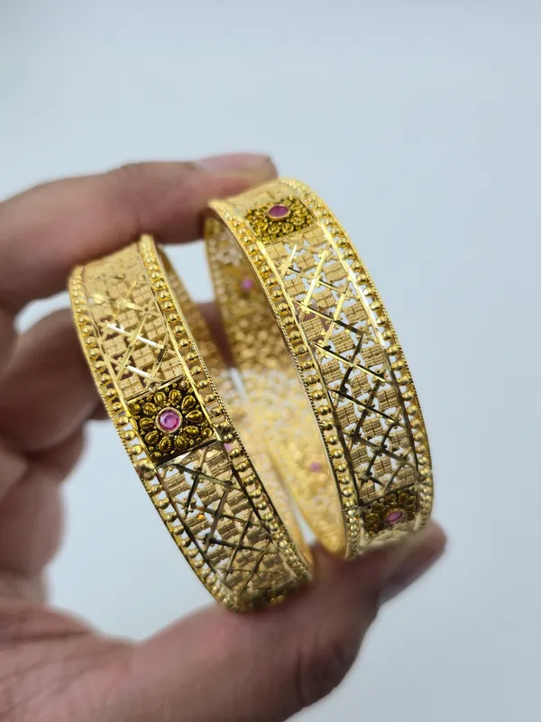 24K_Ruby_Traditional_Bangles