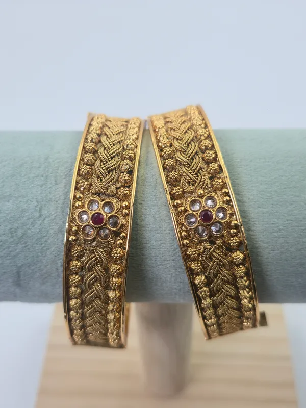 Kundan_5_Traditional_Bangles