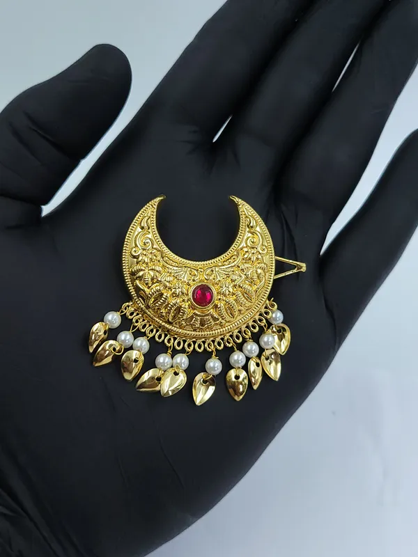 Gold_Plated_Crescent_Moon_Pearl_Ruby_Traditional_Hair_Chaak