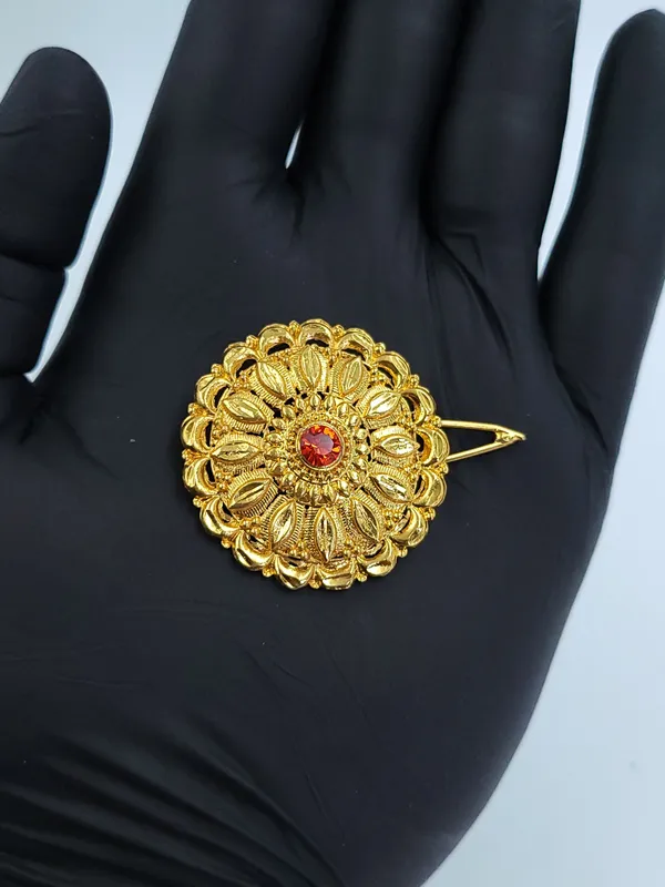 Gold_Plated_Round_Floral_Red_Stone_Traditional_Hair_Chaak_With_Pin