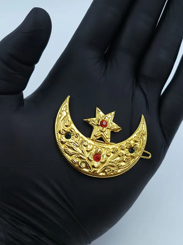 Antique_Gold_Plated_Crescent_Moon_Star_Red_Stone_Traditional_Hair_Chaak