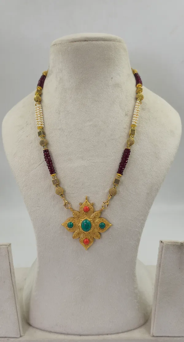 Small_Star_Shaped_Firoza_Centre_Traditional_Gau_Haar