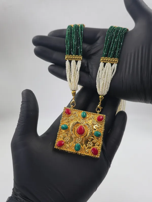 Square_Shaped_Firoza_Traditional_Gau_Haar