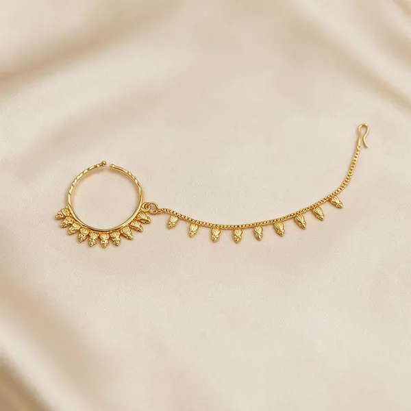 Classic_Gold_Tone_Leaf_Charm_Nath_With_Long_Side_Chain