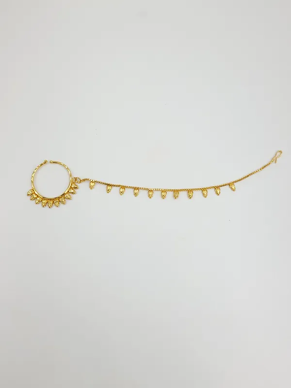Classic_Gold_Tone_Leaf_Charm_Nath_With_Long_Side_Chain