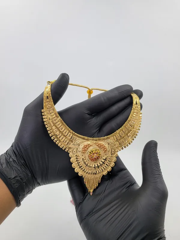 Traditional_Peacock_Inspired_Motif_24K_Set_1