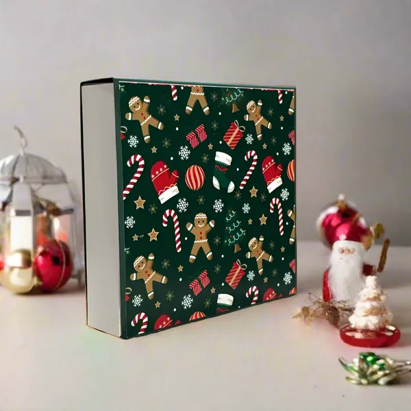 Tres_Beau_Green_Gingerbread_Man_Box
