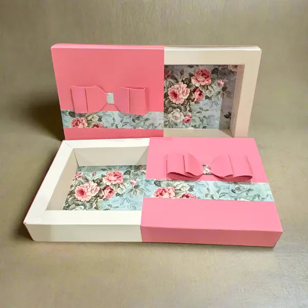 Tres_Beau_Floral_Dark_Pink_Box