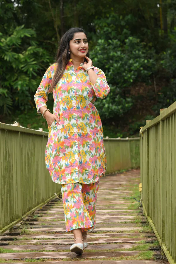 Niyata_Rose_Quartz_Cotton_Kurti_With_Pant_Kurta_Set_For_Women